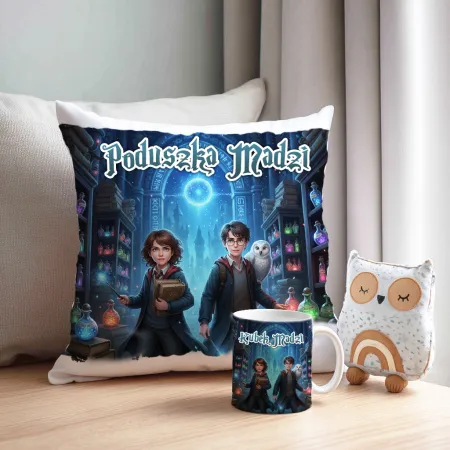 Magiczny zestaw prezentowy Poduszka i Kubek dla czarodzieja do szkoły magii